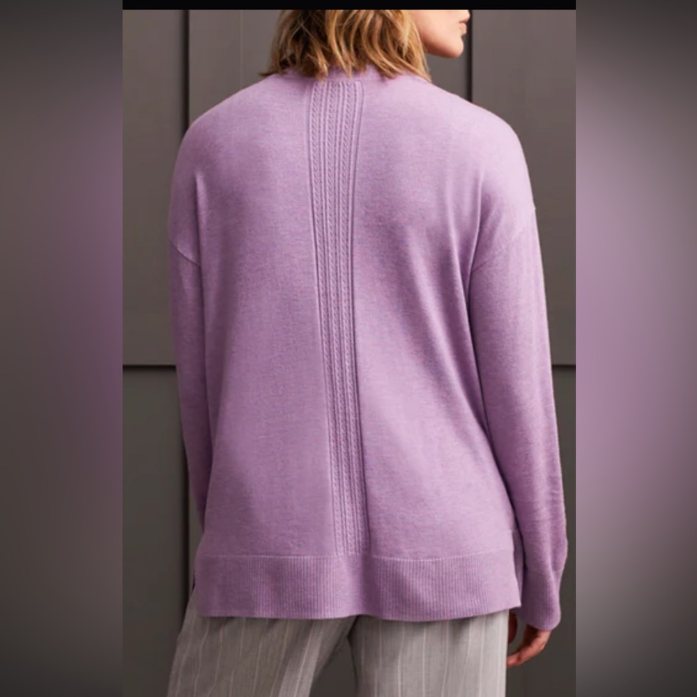 NWT Tribal Women's V-Neck Lavender Sweater Size Medium - Picture 2 of 10